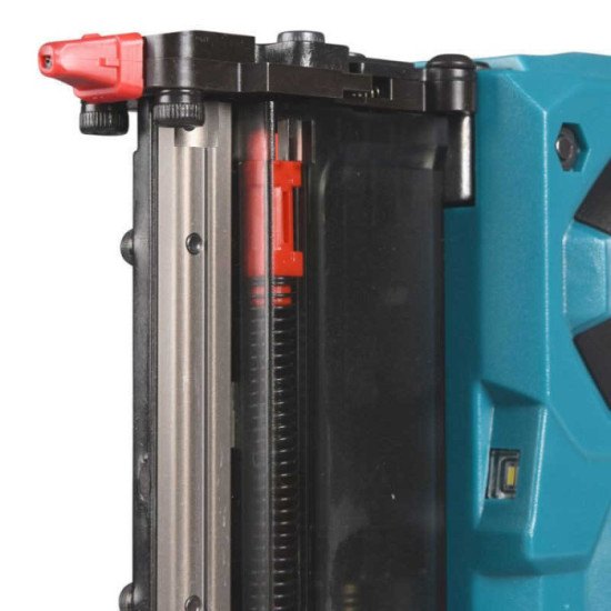 Cloueur finette 40V xgt max solo Makita PT001GZ