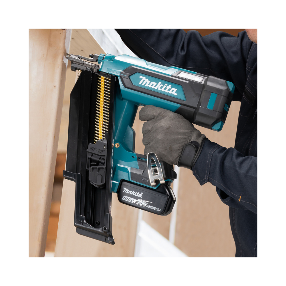 Cloueur de charpente 18V lxt solo en valise Makita DBN901ZK