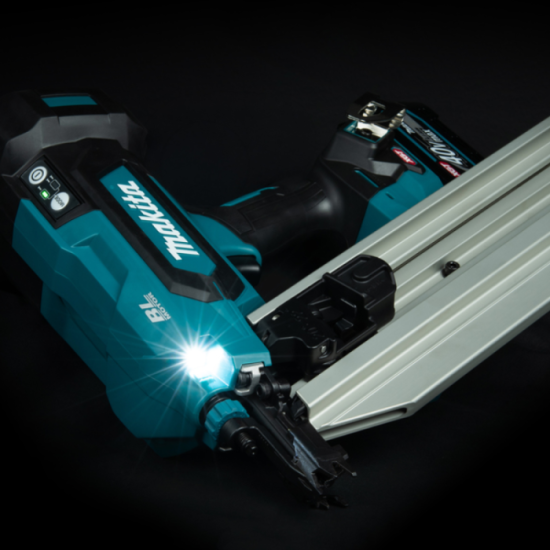 Cloueur de charpente 40V xgt solo en valise Makita BN002GZ