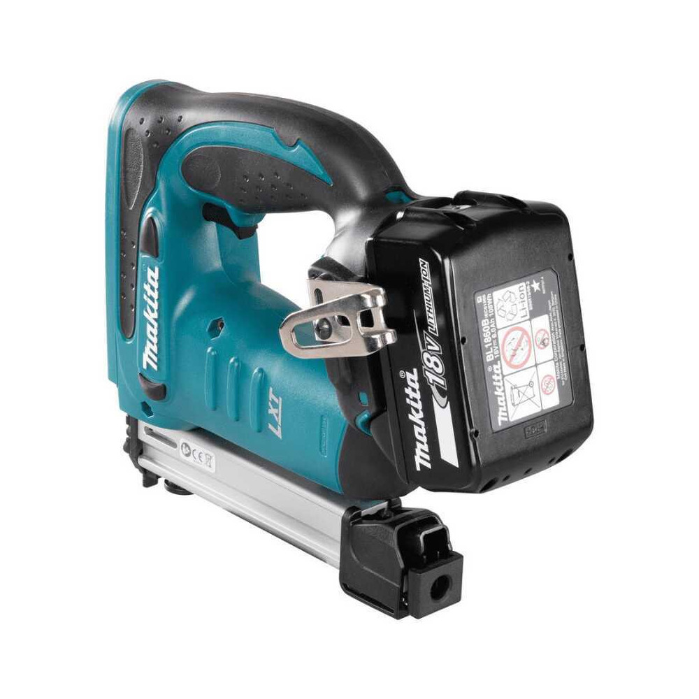 Agrafeuse a batteries 18V li ion 1X15 ah dans makpac Makita DST221Y1J