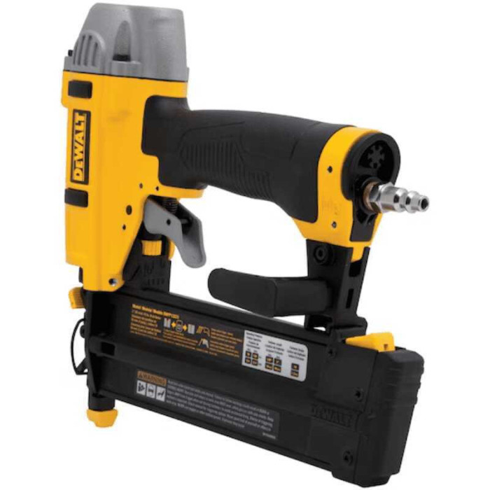 Agrafeuse pneumatique de construction Dewalt DPSSX38 xj