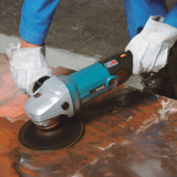 Ponceuse polisseuse disque O180MM 1600W Makita SA7000C