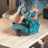 Decapeur a rouleau Makita 9741J