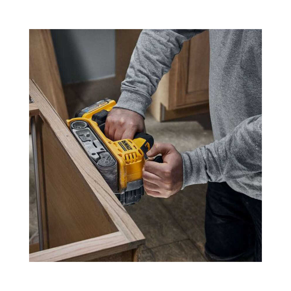 Ponceuse a bande 18V xr solo Dewalt DCW220NT xj