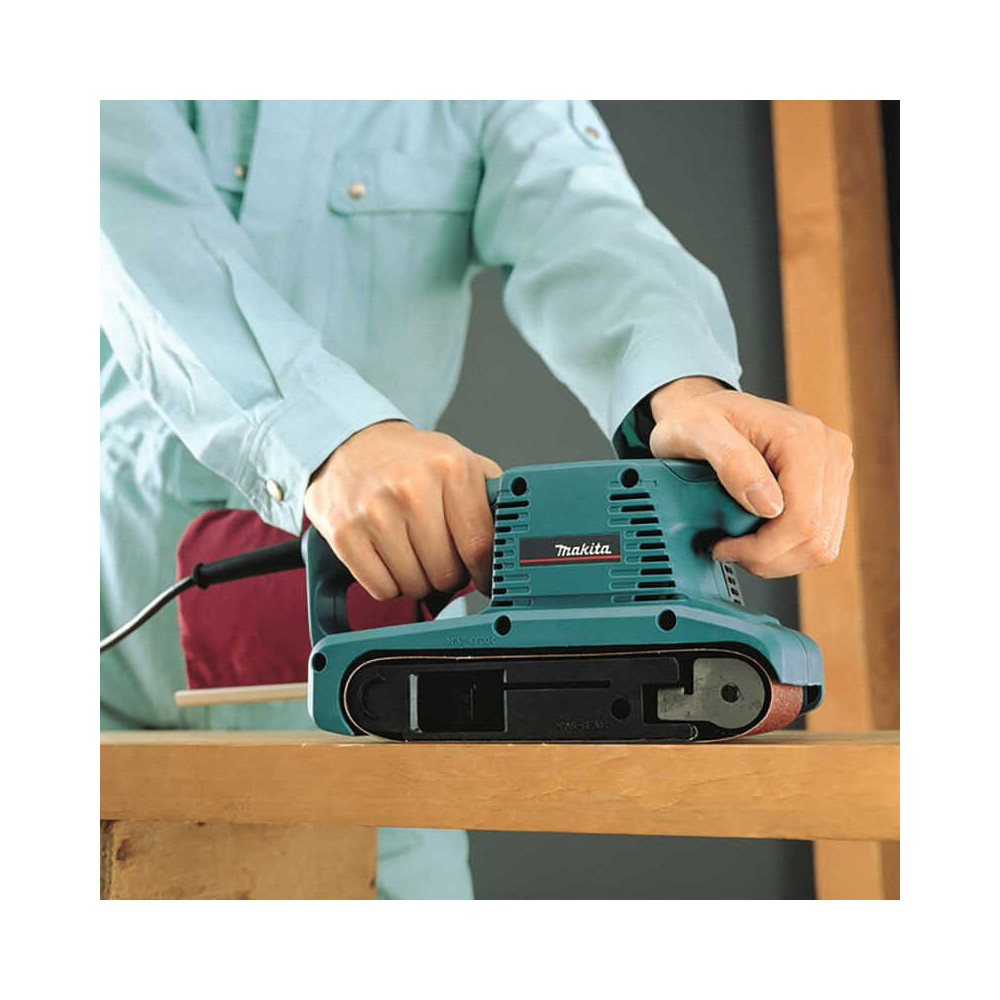 Ponceuse bande 650W 76X457 Makita 9910
