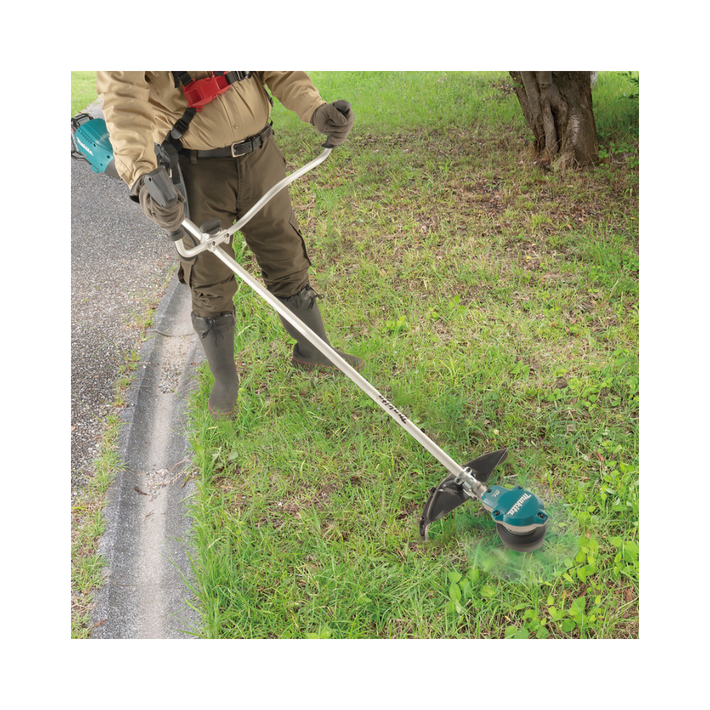 Debrousailleuse xgt 40V max solo Makita UR002GZ