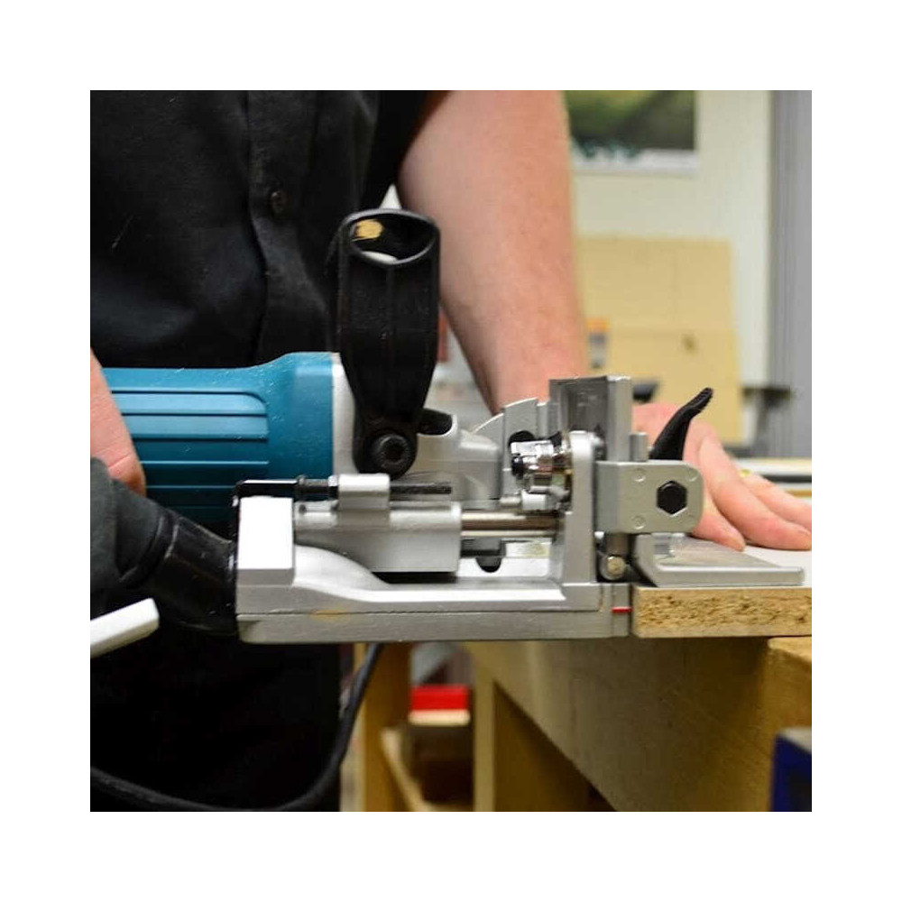 Lamelleuse 701 W en coffret Makpac Makita PJ7000J | ProForPro