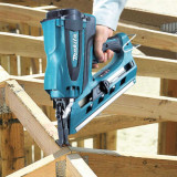 Cloueur à gaz autonome Makita GN900SE 7,2V pour charpente | ProForPro