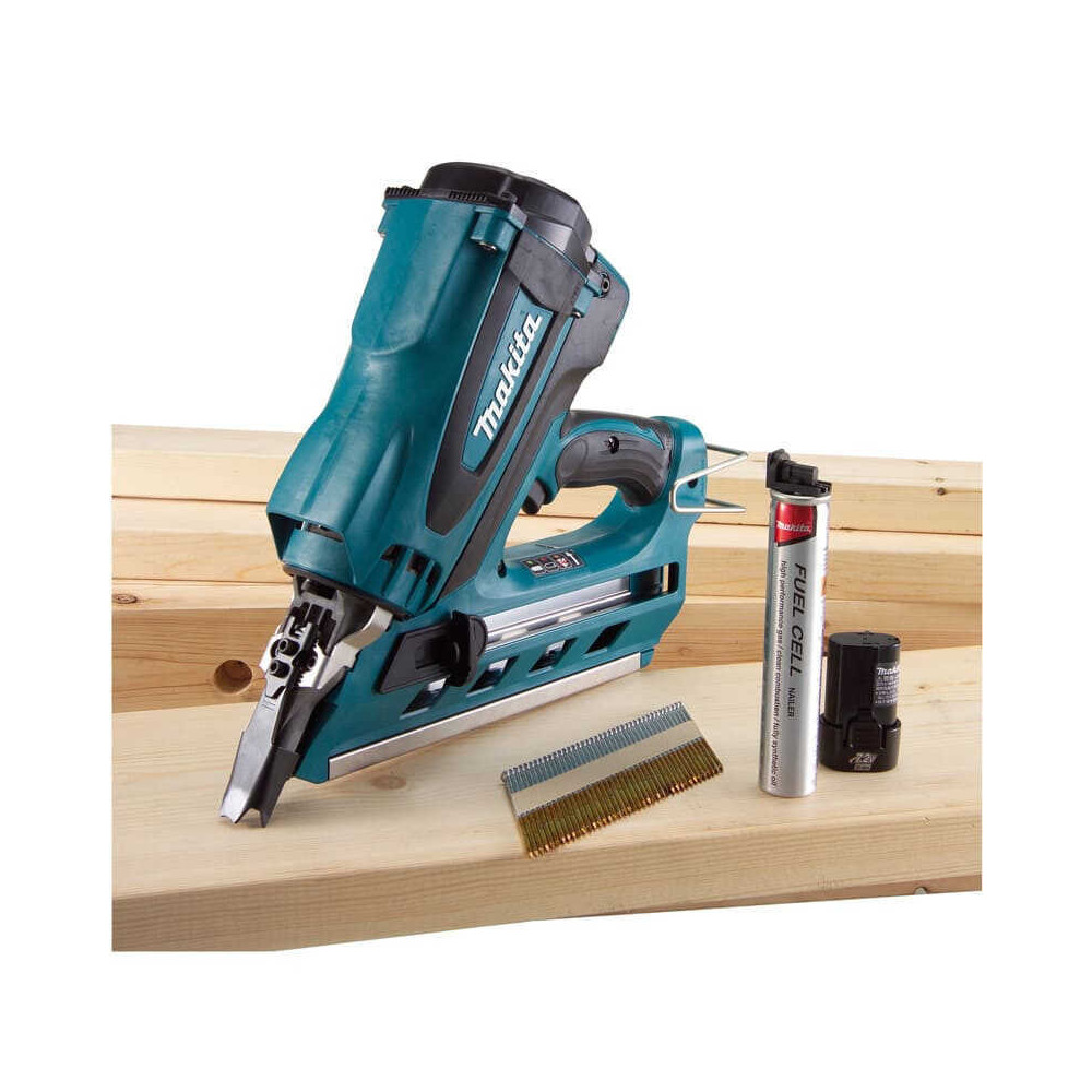 Cloueur à gaz autonome Makita GN900SE 7,2V pour charpente | ProForPro