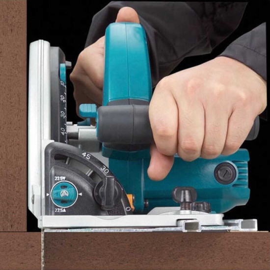 Modifier scie plongeante 165 mm en boite carton Makita SP6000