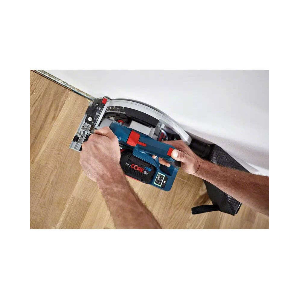Scie plongeante 18V en coffret Bosch 06016B4000