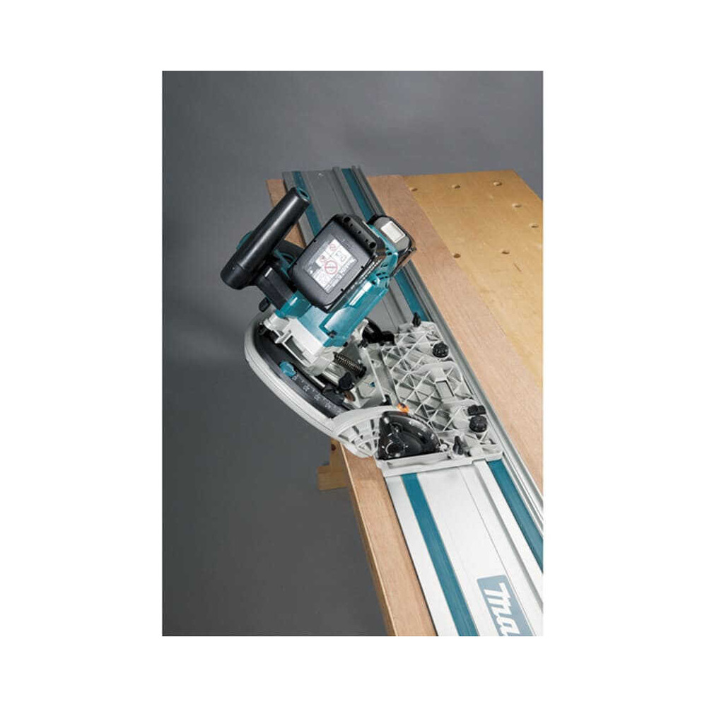 Scie plongeante Makita DSP601ZU