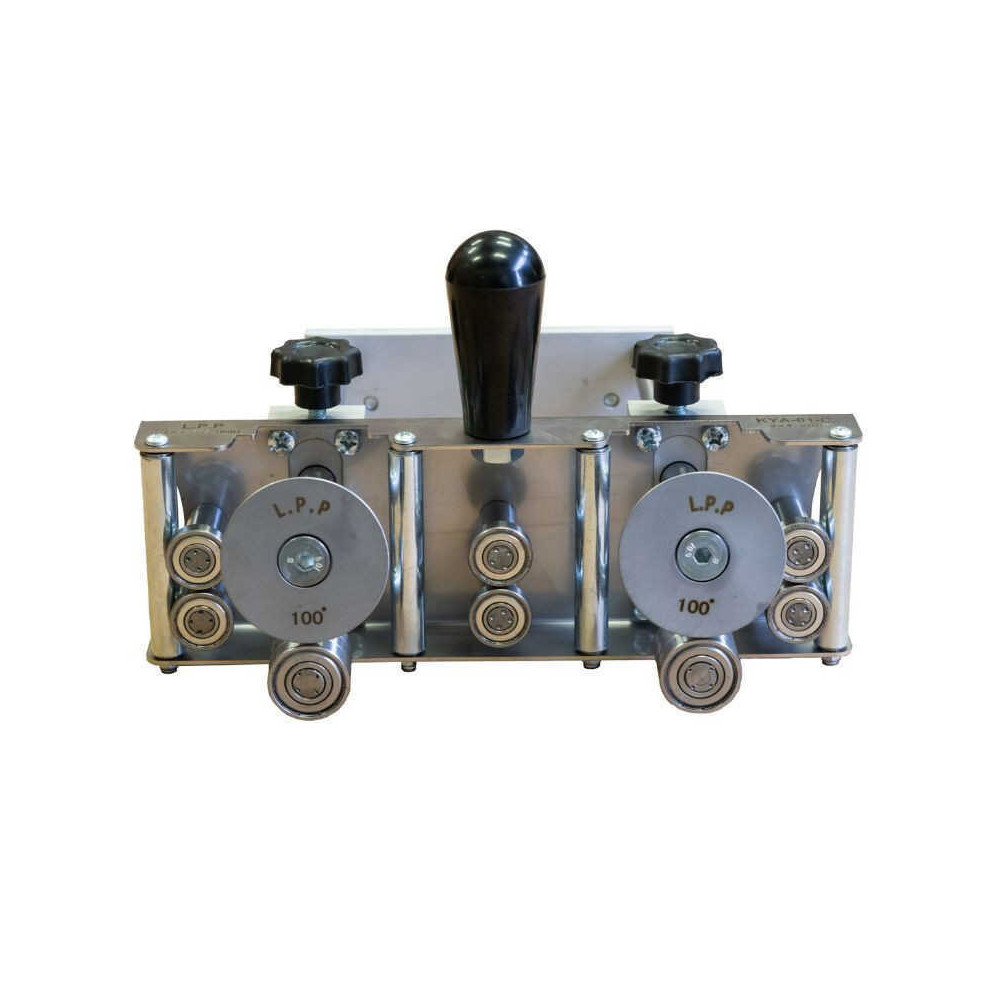 Plieuse a main manuelle double colonne le petit preau kya 01 c