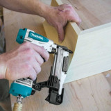 Cloueur pneumatique Makita AF353 23 Ga 15-35 mm (4,5-6,9 bar) | ProForPro
