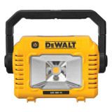 Projecteur de chantier compact 18V XR 2000 lm DCL077 Dewalt | ProForPro