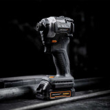 DEWALT DCF85ME2GT - Visseuse à chocs 18V XR McLaren