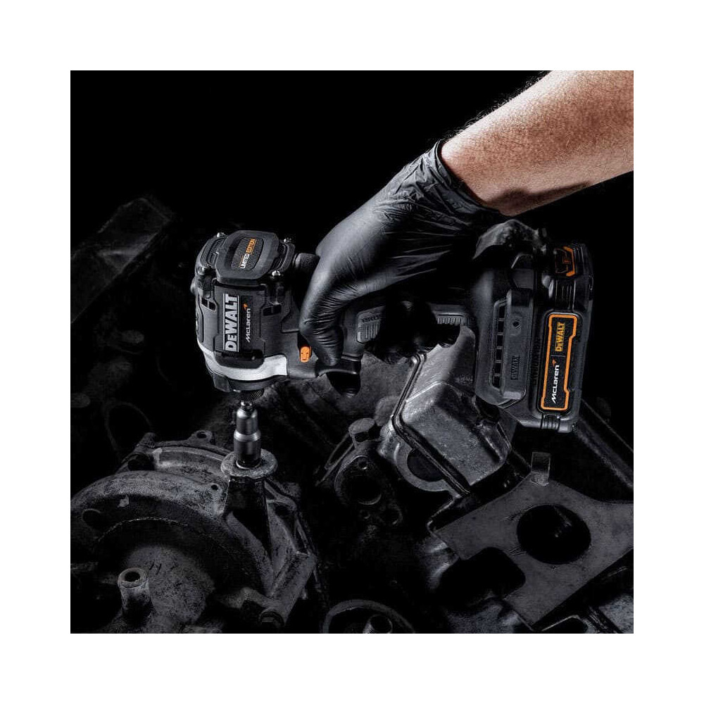 DEWALT DCF85ME2GT - Visseuse à chocs 18V XR McLaren