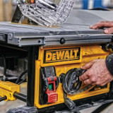 Scie sur table électrique 2000 W Ø250 mm DWE7492 Dewalt | ProForPro