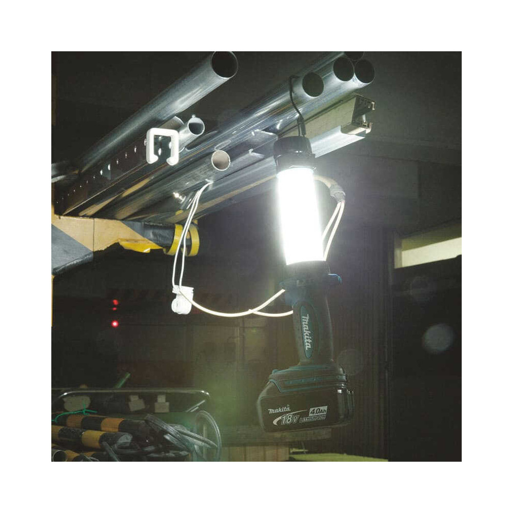Lampe de chantier 14,4-18V 2100 lx machine seule Makita DEADML806 | ProForPro