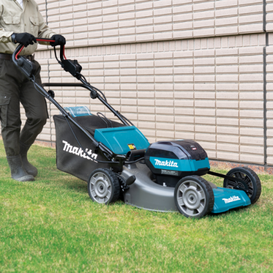 Tondeuse 48CM xgt 40V max produit seul Makita LM001GZ