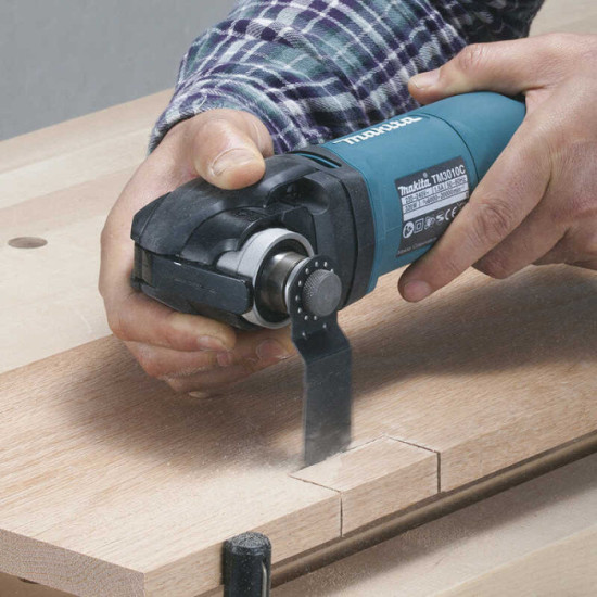 Découpeuse Makita TM3010CX3J au prix HT