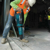 Marteau burineur Makita HM1214C